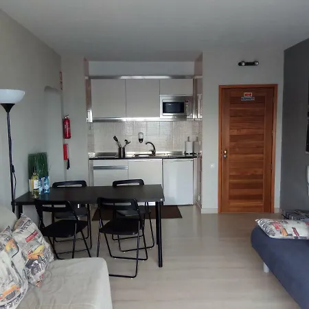 De - * 阿尔布费拉